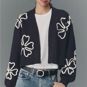 Anthropologie Floral cropped Cardigan one size Navy and cream